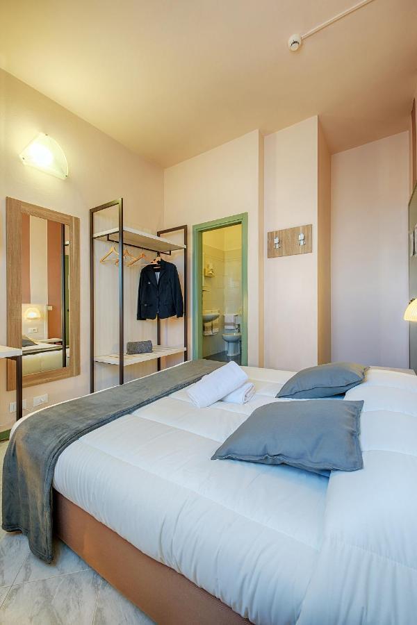 Hotel Castello Совичиле Екстериор снимка