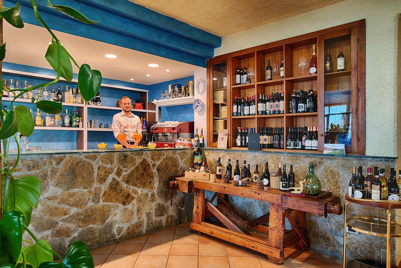 Hotel Castello Совичиле Екстериор снимка