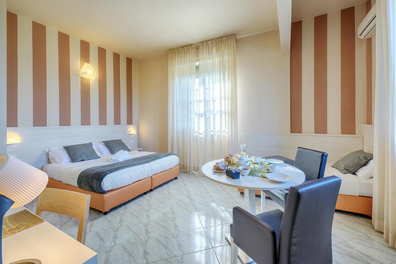Hotel Castello Совичиле Екстериор снимка