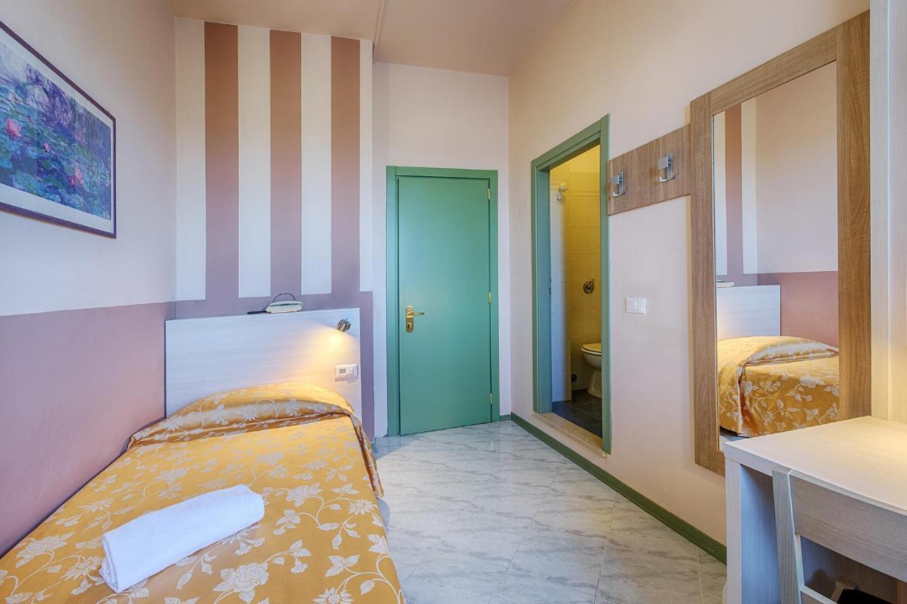 Hotel Castello Совичиле Екстериор снимка