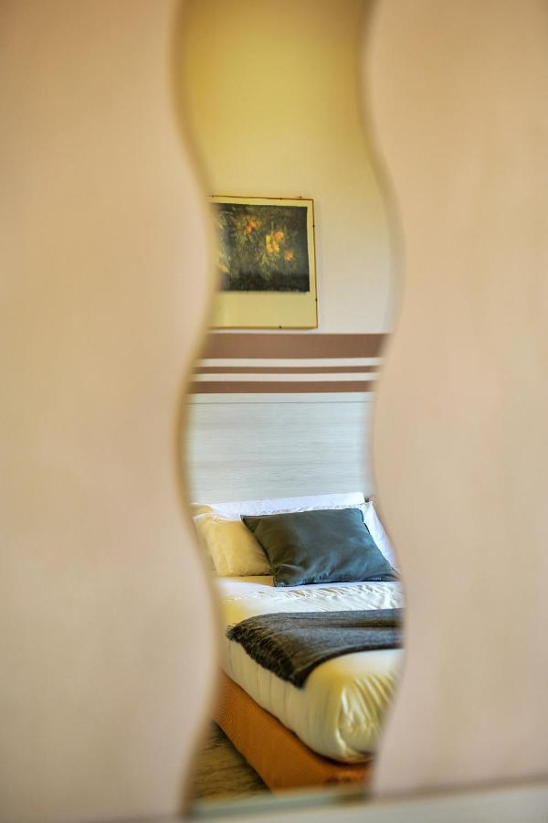 Hotel Castello Совичиле Екстериор снимка